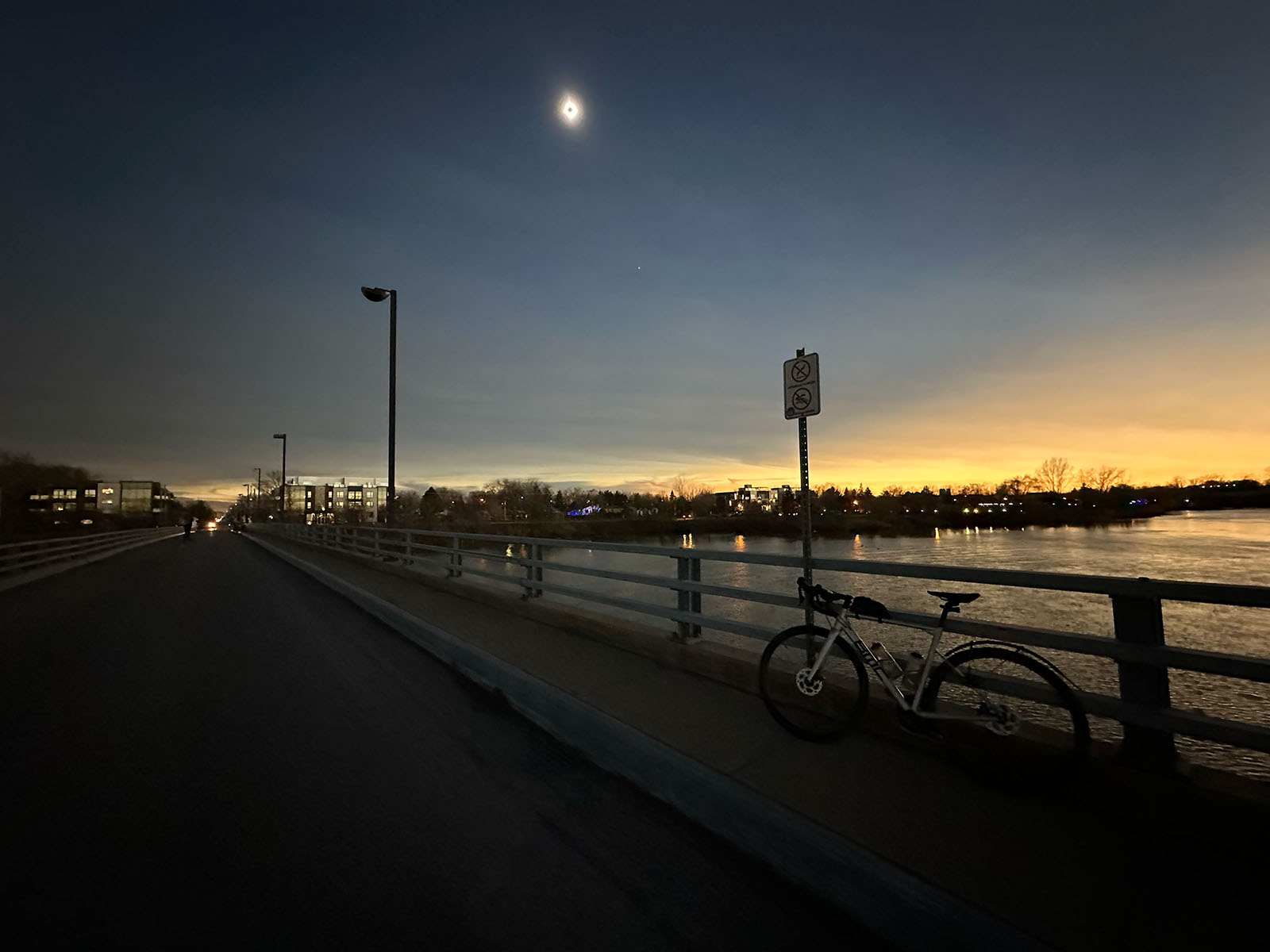 Éclipse totale