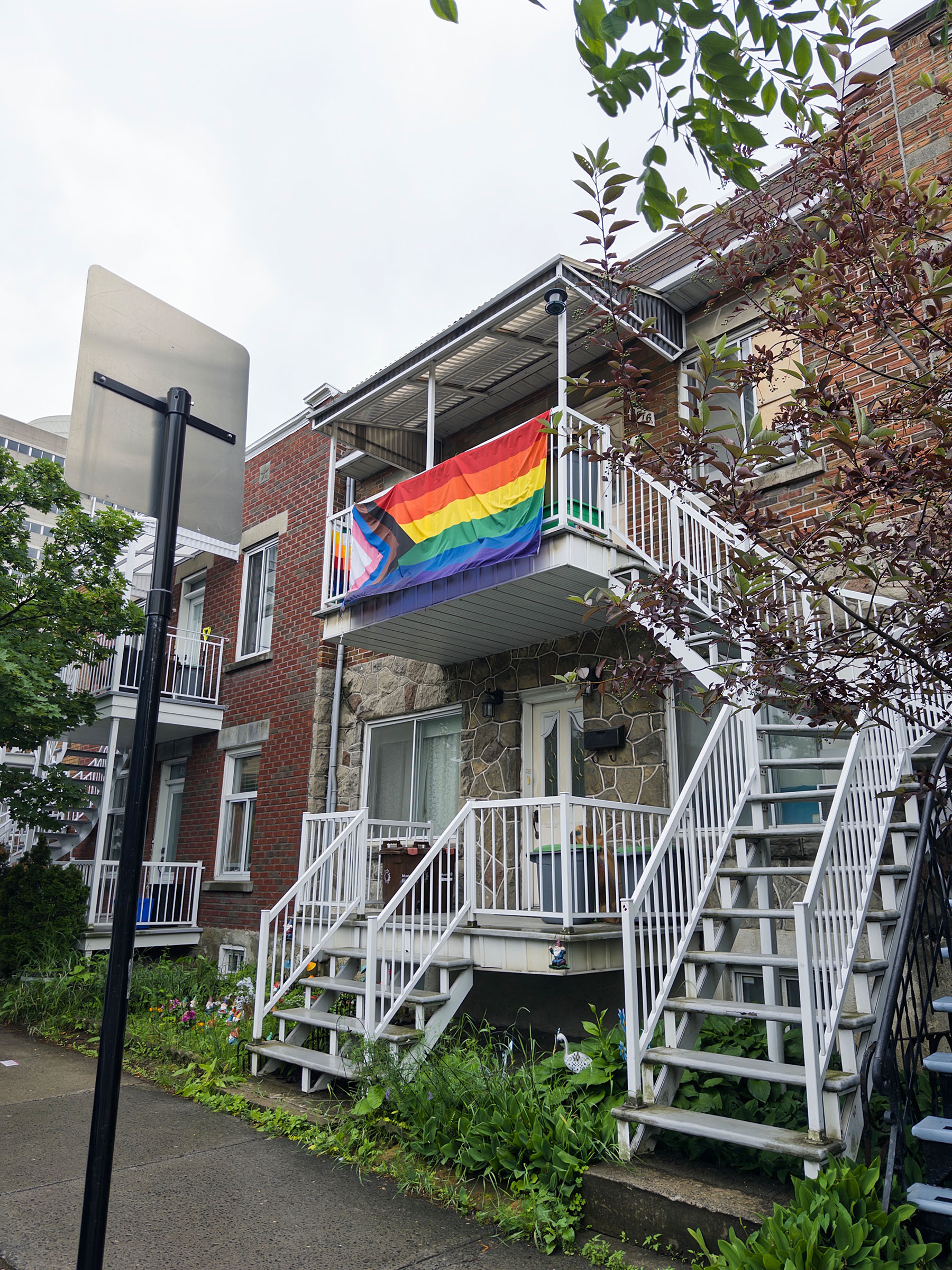 Drapeau de la Fierté. Montréal.